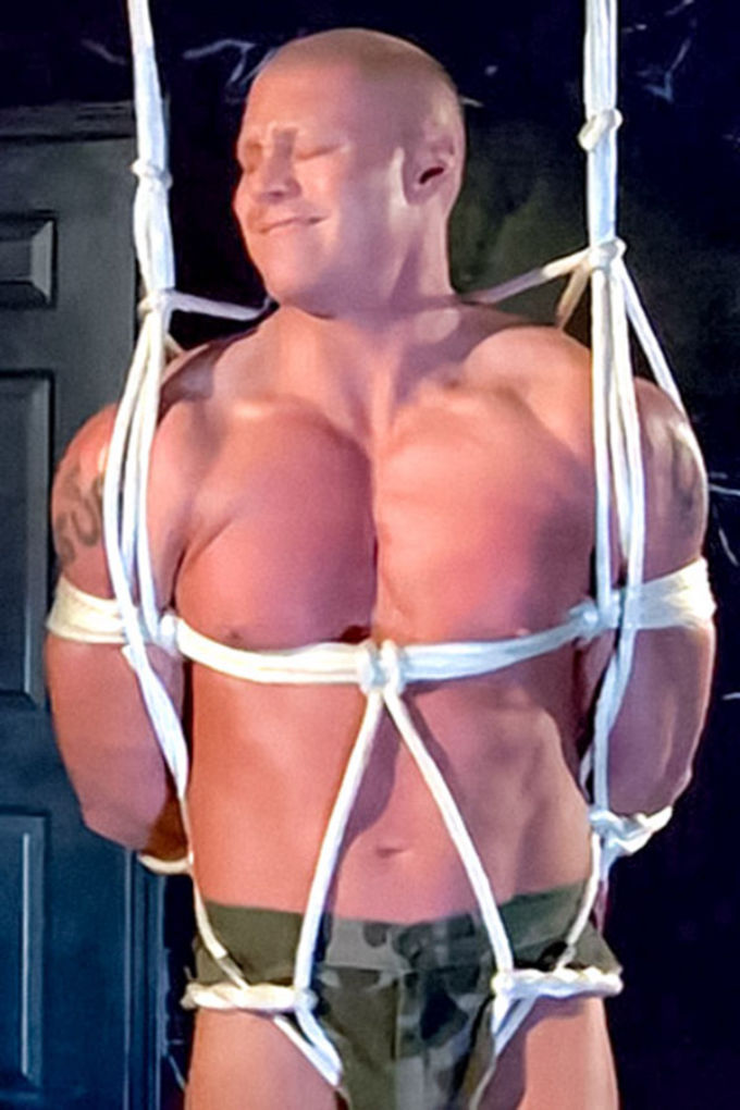 model-thumb