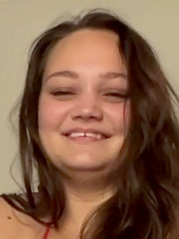 Cleo Cleavage