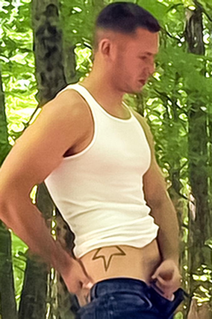 model-thumb