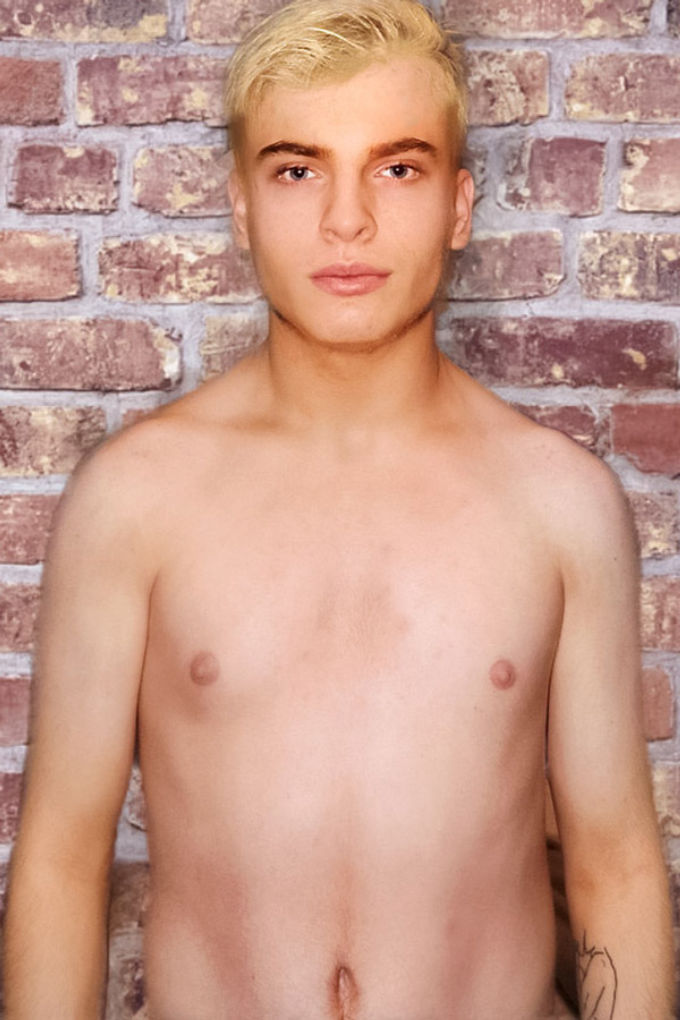 model-thumb